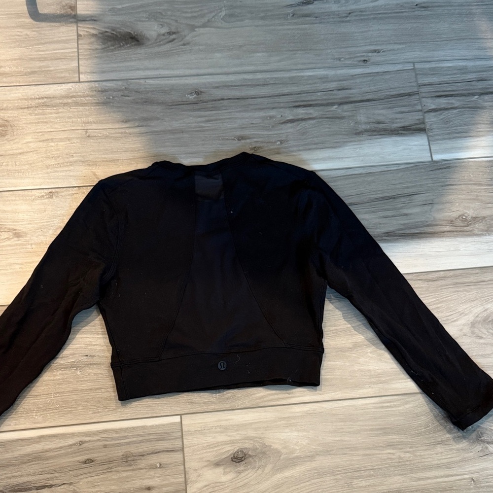 Lululemon crop top - Picture 2 of 3